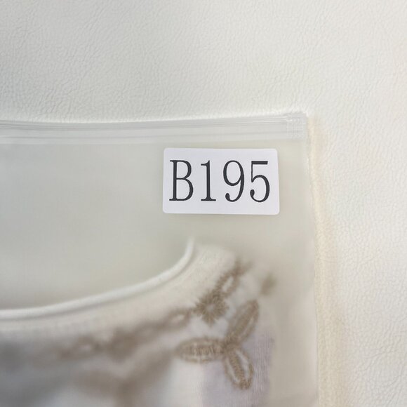 NWOT Johnny Was Embroidered Floral Long Sleeves Tee T-Shirt Size S White - Picture 12 of 12